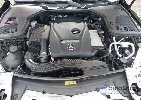 2019 Mercedes-Benz E 300 4Matic z USA, uszkodzony, nr VIN WDDZF4KB4KA533807